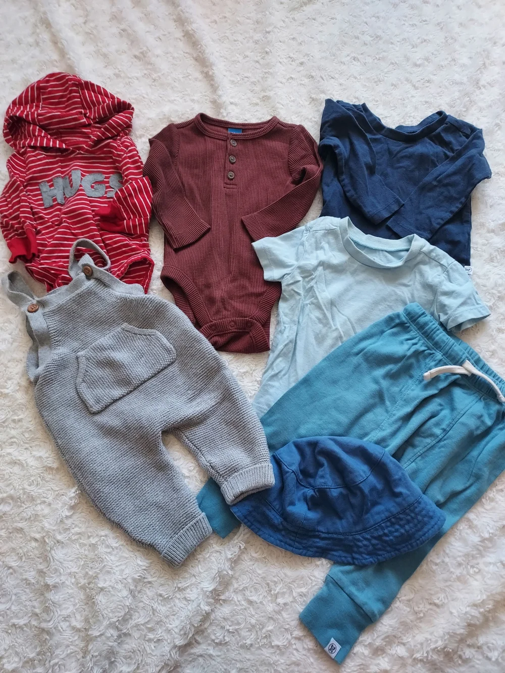 BUNDLE (24 pcs) 3-6mo Mixed Baby Boy Clothing Lot Everyday Grandma's House